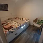 Dom Gościnny Pod Siódemką Apartamento *